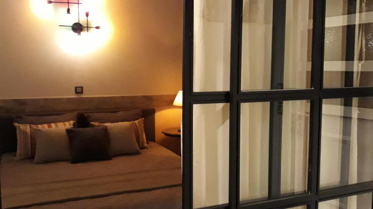 Amazing Semi-Basement Art Apartment Easy Walk To Nafplio Centre Exterior photo